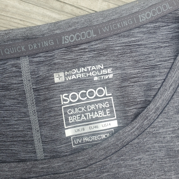 💥3 for $15💥 Mountain Warehouse Active Isocool Relaxed Fit Active Wear Tee sz14 - Picture 2 of 5
